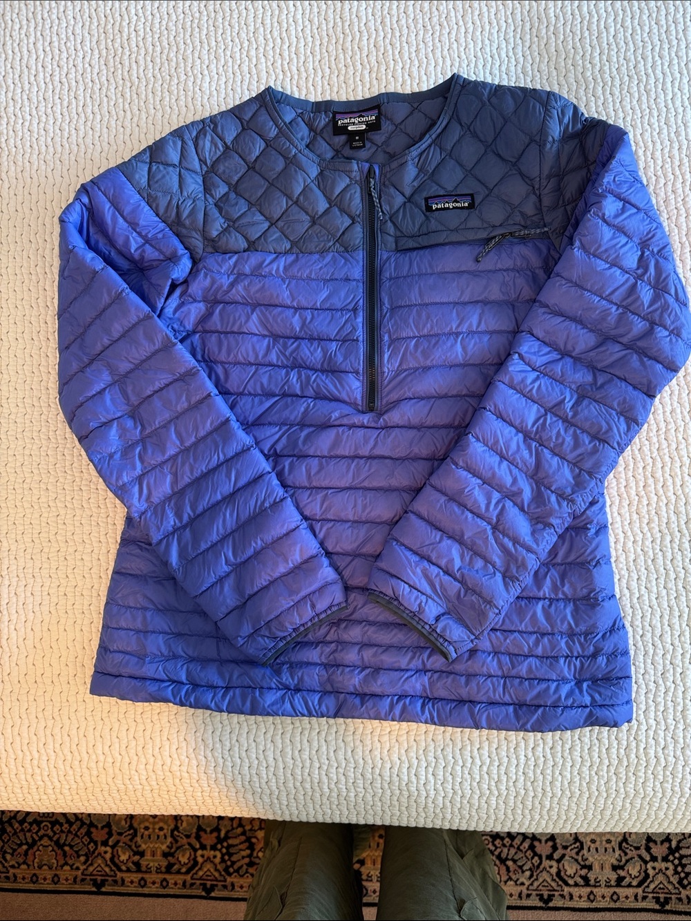 Patagonia Women’s Quilted Puffer Pullover in Two-Tone Blue Never Worn!